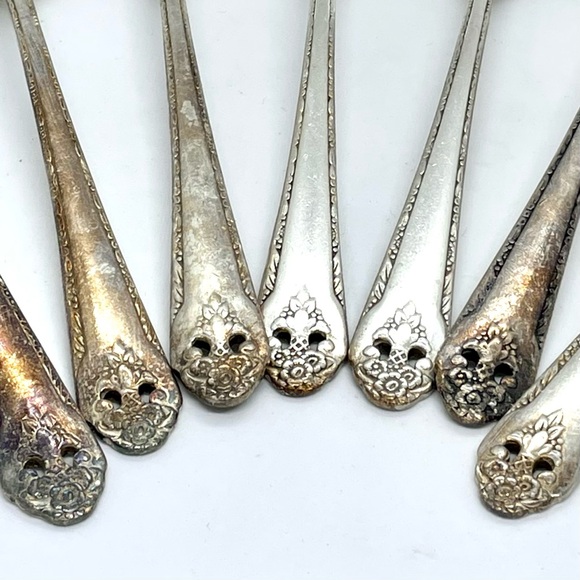 Set Of 7 Vintage Holmes & Edwards Inlaid IS Spoons 1937 LOVELY LADY  7 1/2" - Picture 3 of 6